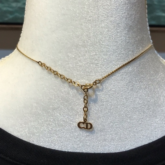 DIOR CD Logo Gold Necklace 15”-17” 😍🔥❤️ - Picture 14 of 17